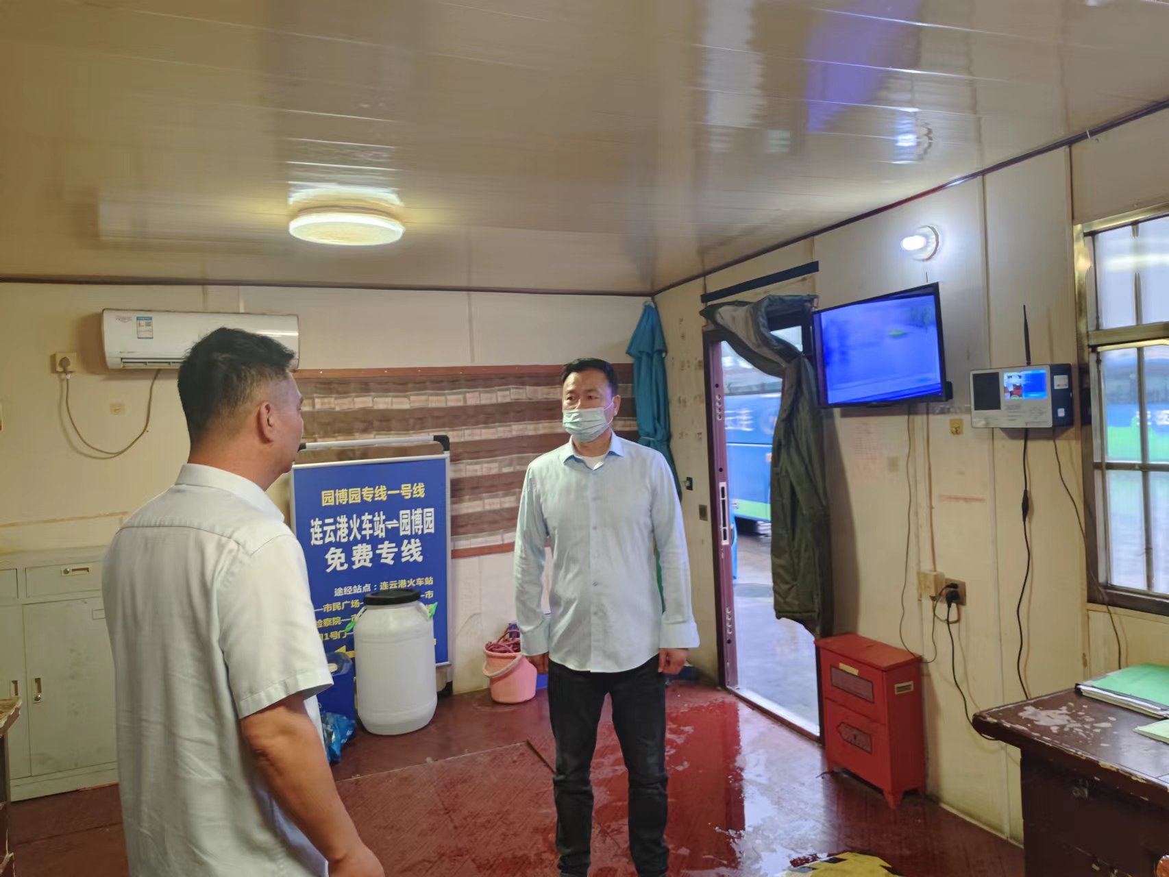 公交集團經營發展事業部積極應對暴雨惡劣天氣