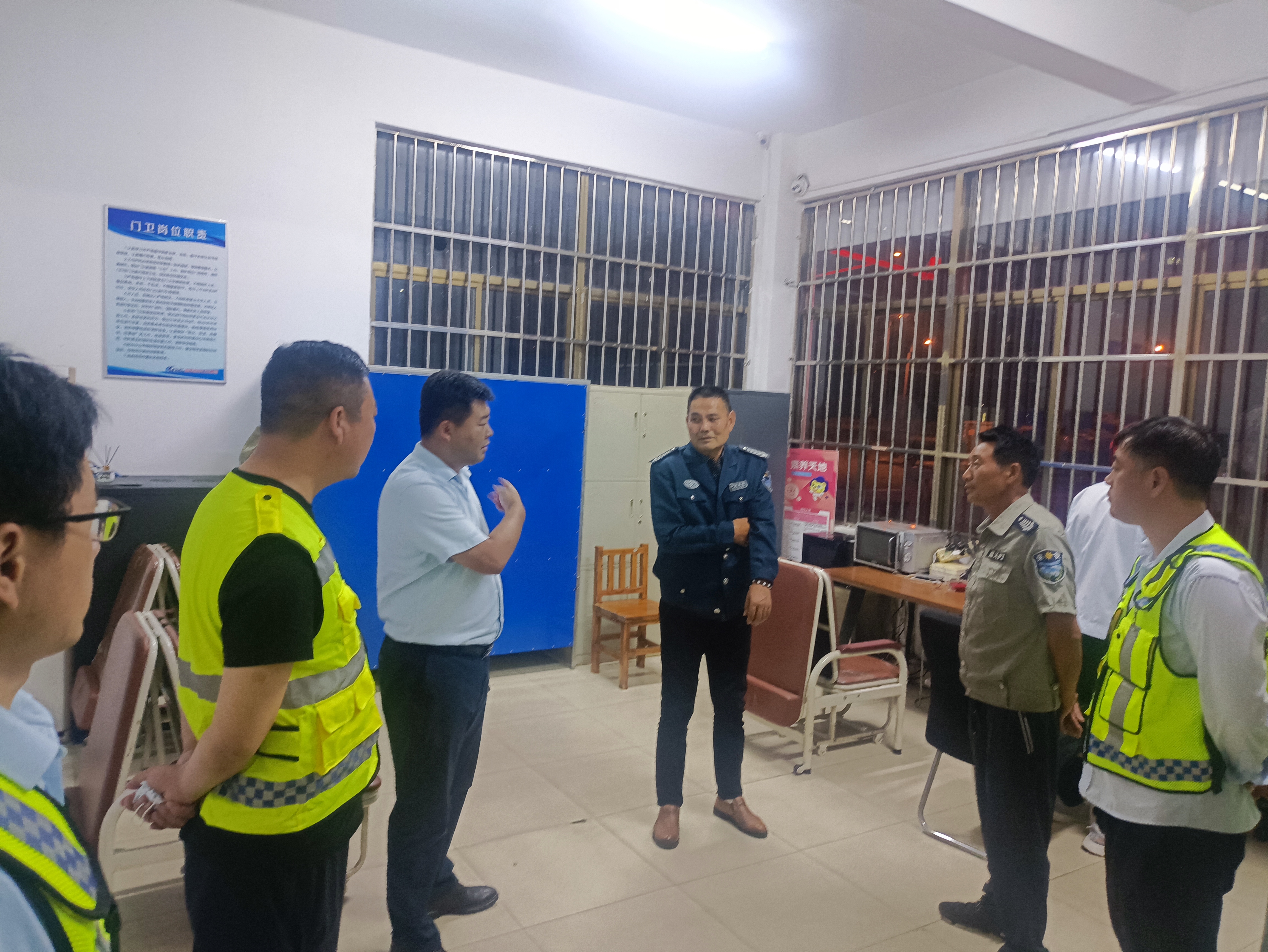 公交集團快速公交事業(yè)部多措并舉開展專項整治工作