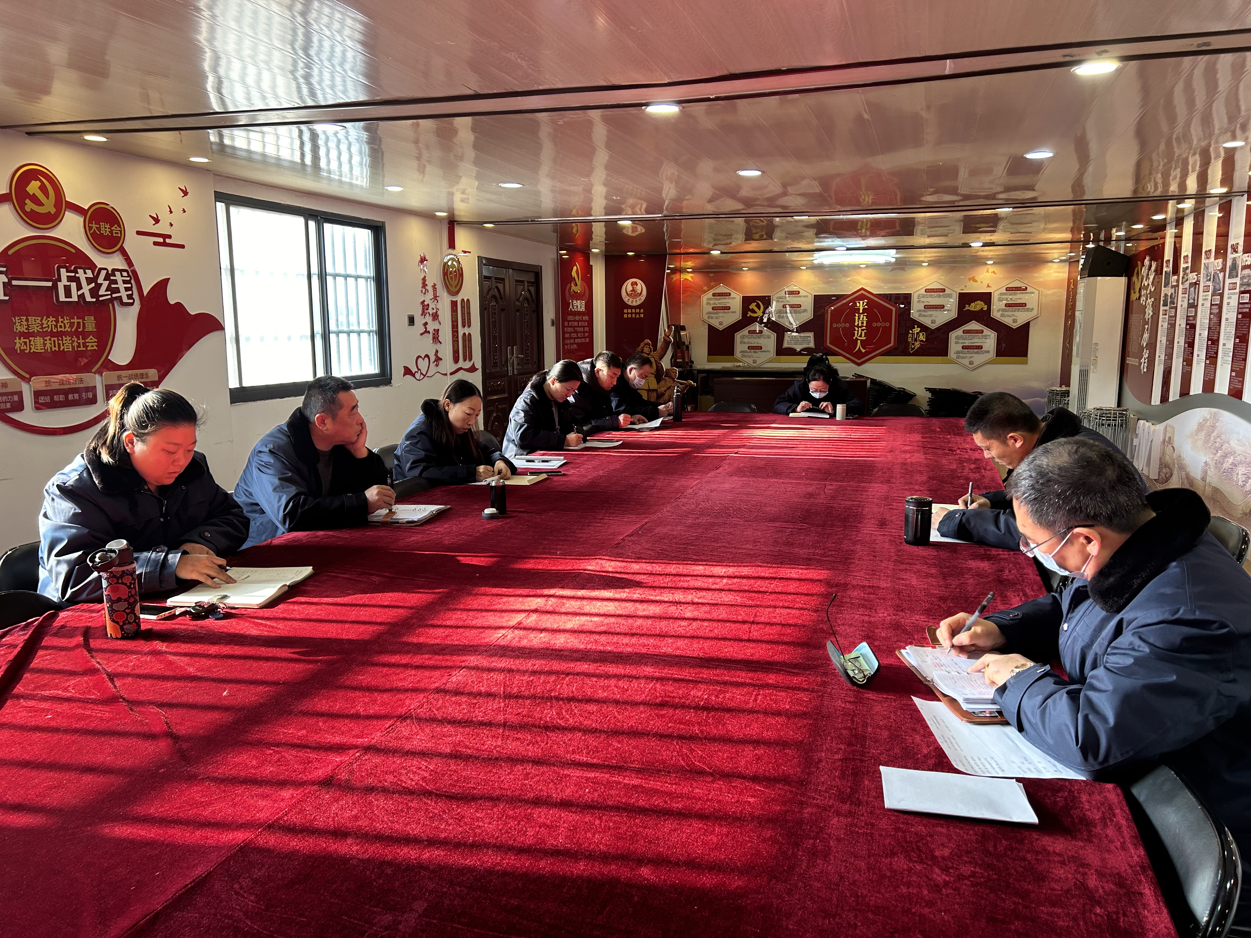 公交集團公交事業(yè)一部召開生產運營分析會