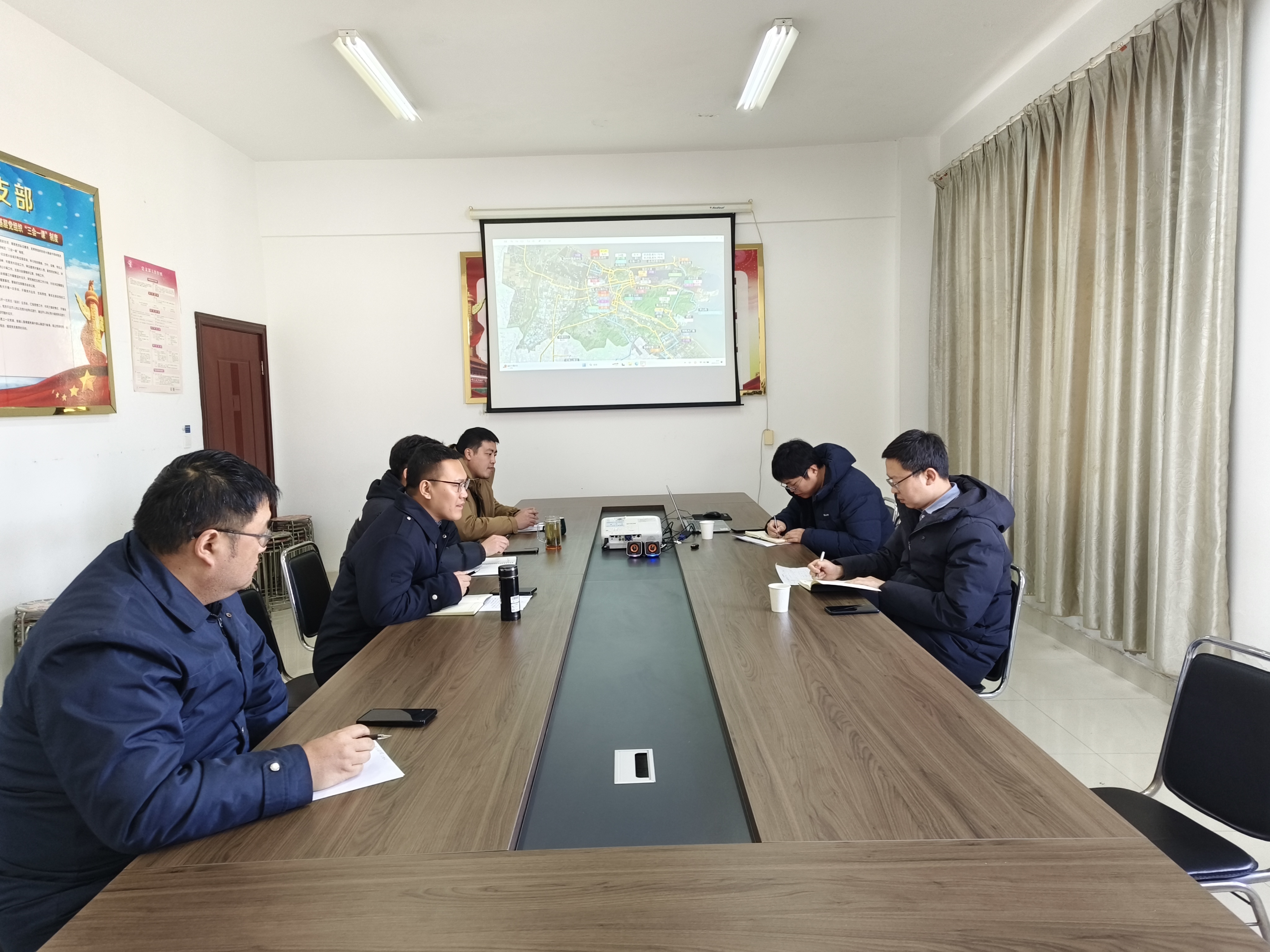 連云區住建局赴公交集團開展工作調研