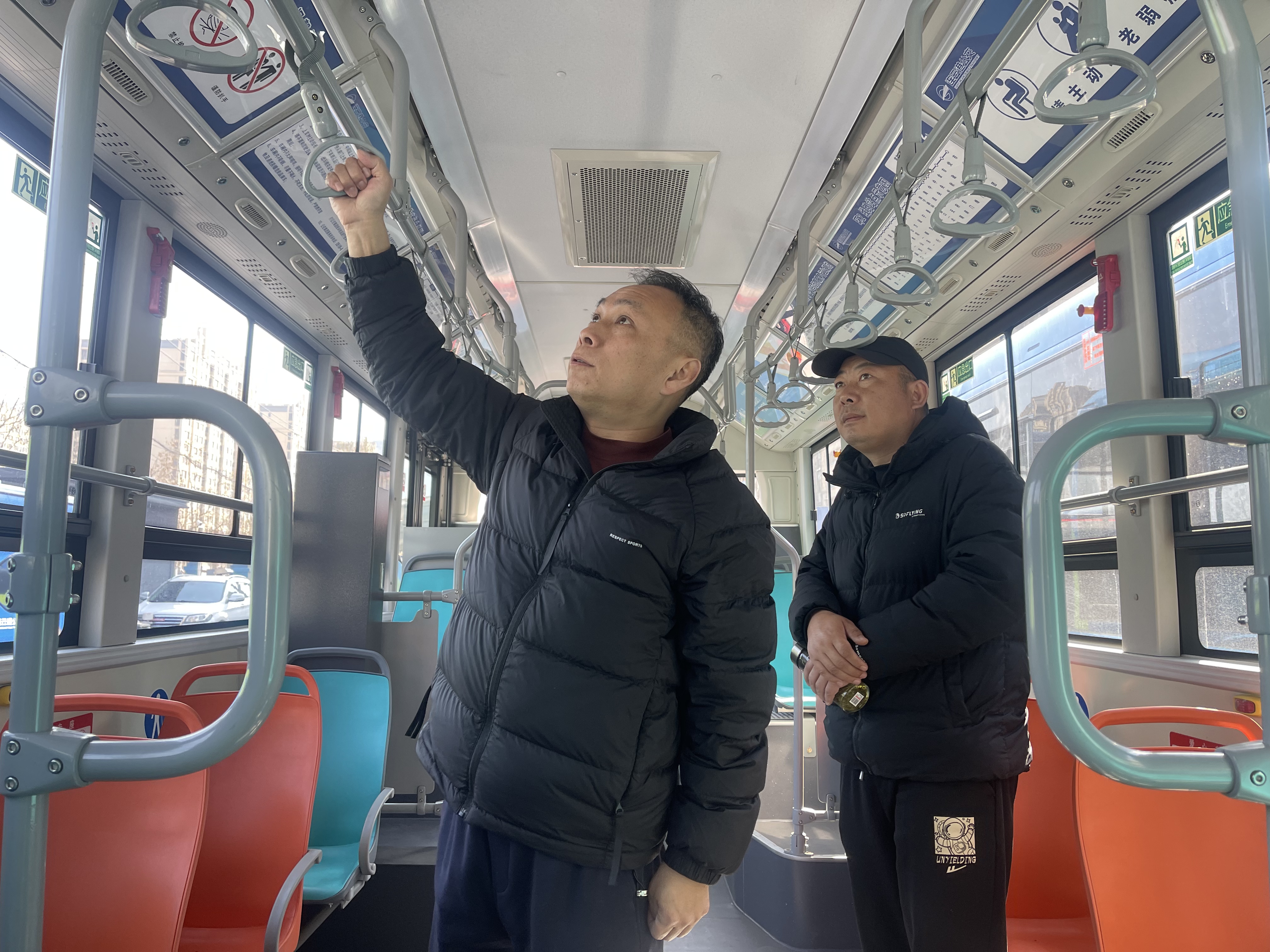 筑牢安全防線 護航清明出行 ——公交集團開展節(jié)前安全大檢查