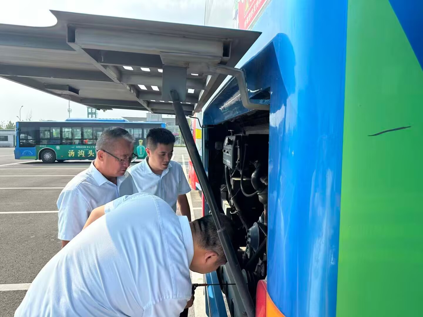 公交集團海通公交公司積極應對高溫天氣強化安全管理