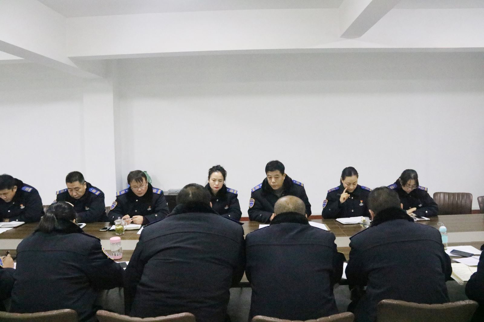 公交集團事業(yè)部召開加強清明節(jié)期間黨風廉潔自律工作專題會