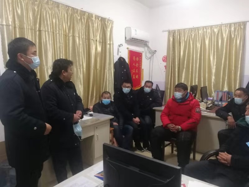 公交集團(tuán)公交事業(yè)一部召開(kāi)安全單線會(huì)議加強(qiáng)教育保春運(yùn)