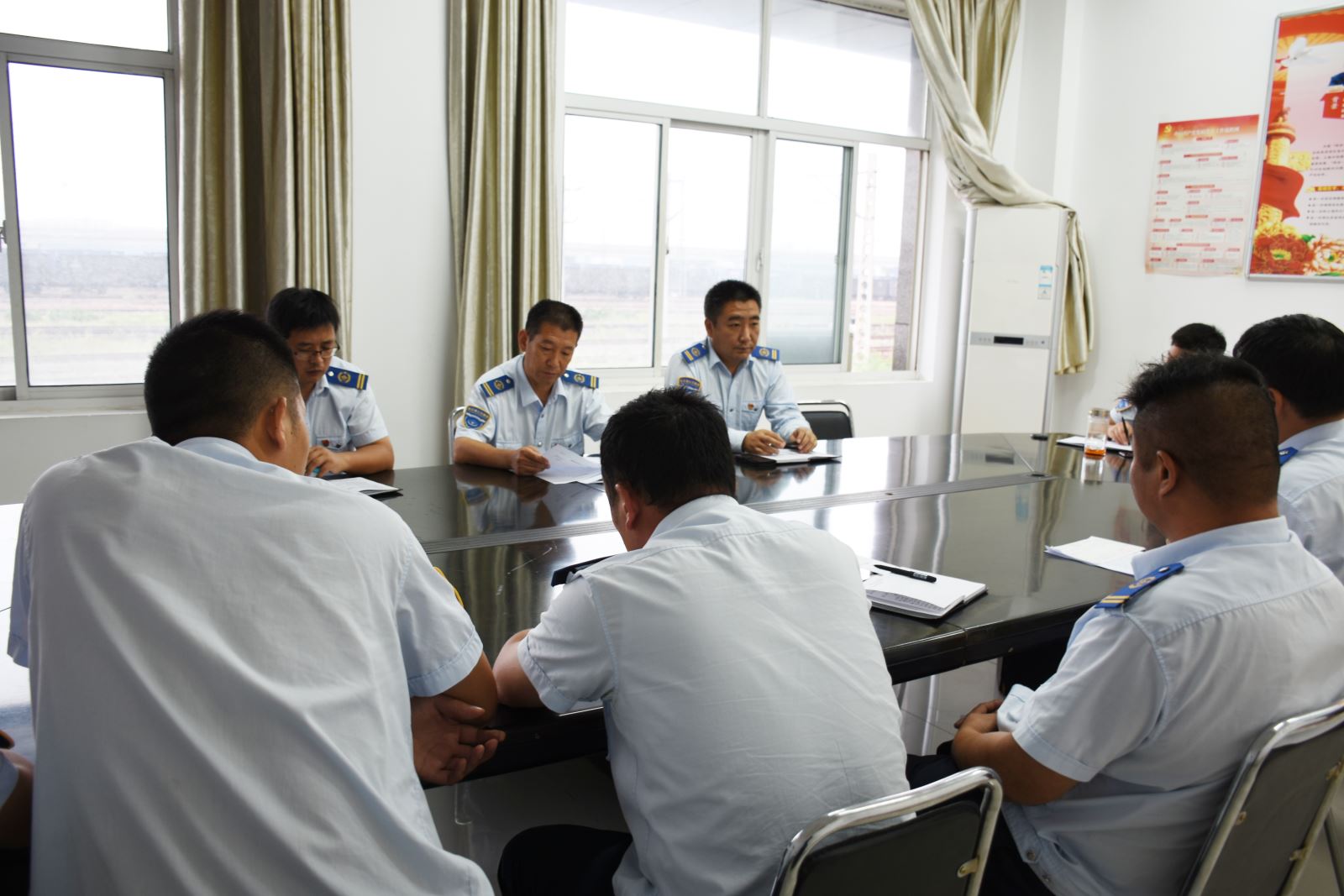 公交集團(tuán)東部公司召開(kāi)中秋、國(guó)慶期間廉政建設(shè)工作專題會(huì)議