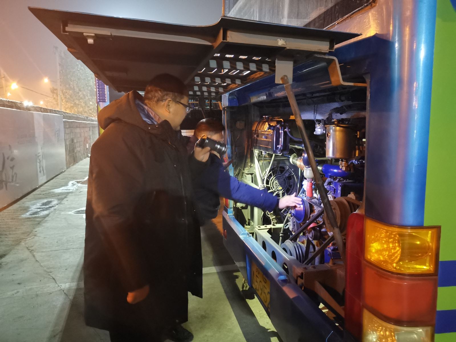 公交集團(tuán)公交事業(yè)一部開(kāi)展春運(yùn)前安全專(zhuān)項(xiàng)檢查