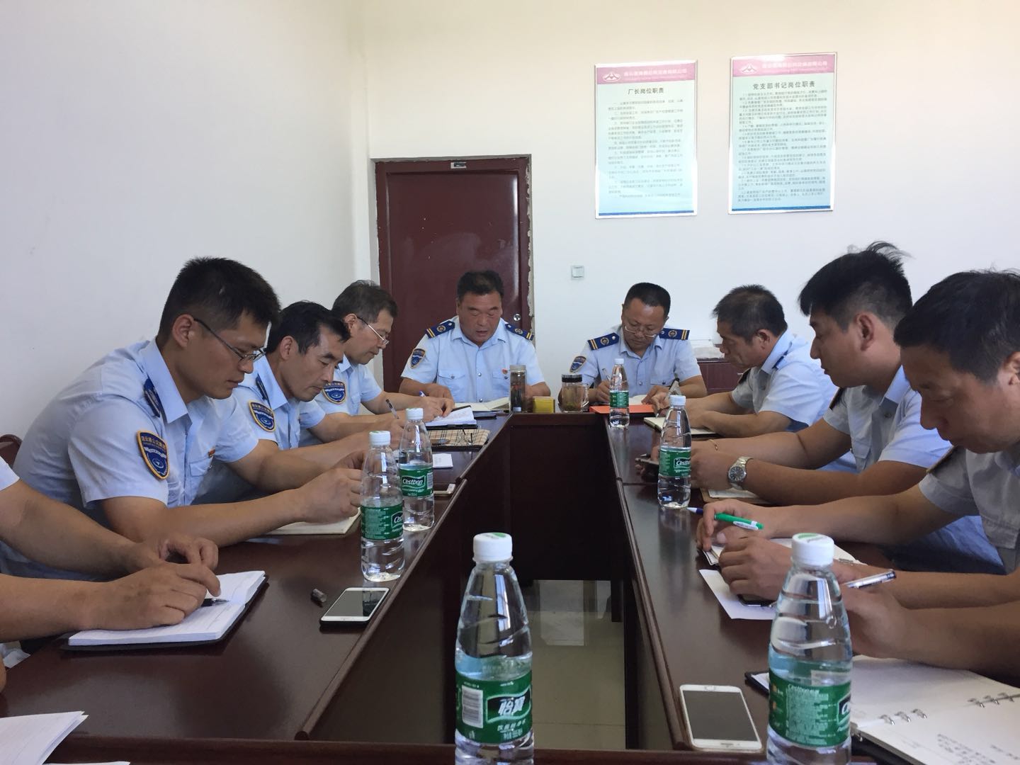 公交汽服公司開展安全生產法律法規學習培訓