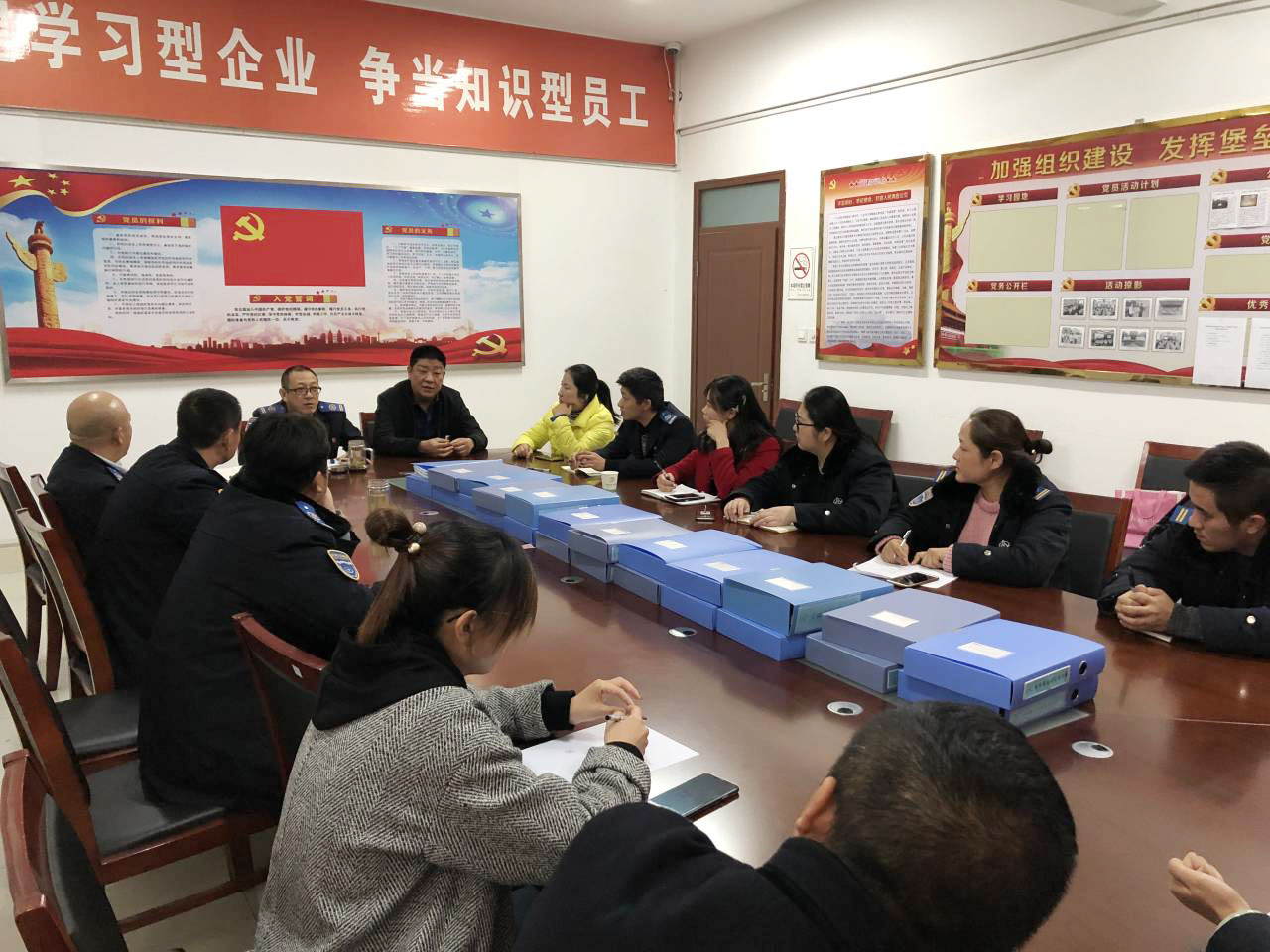 公交集團(tuán)開展安全臺(tái)賬交流互鑒活動(dòng)