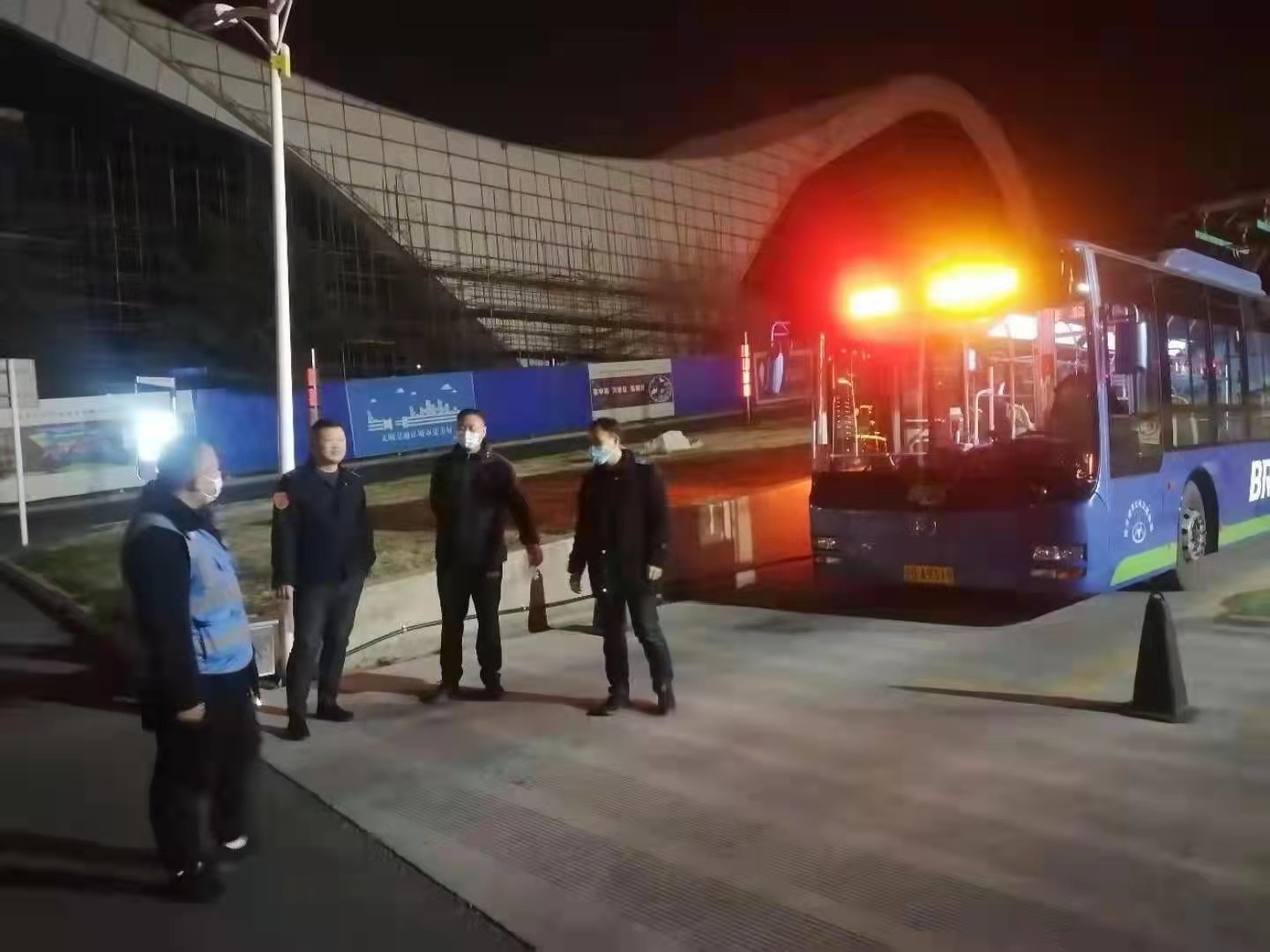 “查漏洞、揭問題、嚴(yán)整改” 快速公交事業(yè)部開展事故隱患大排查工作