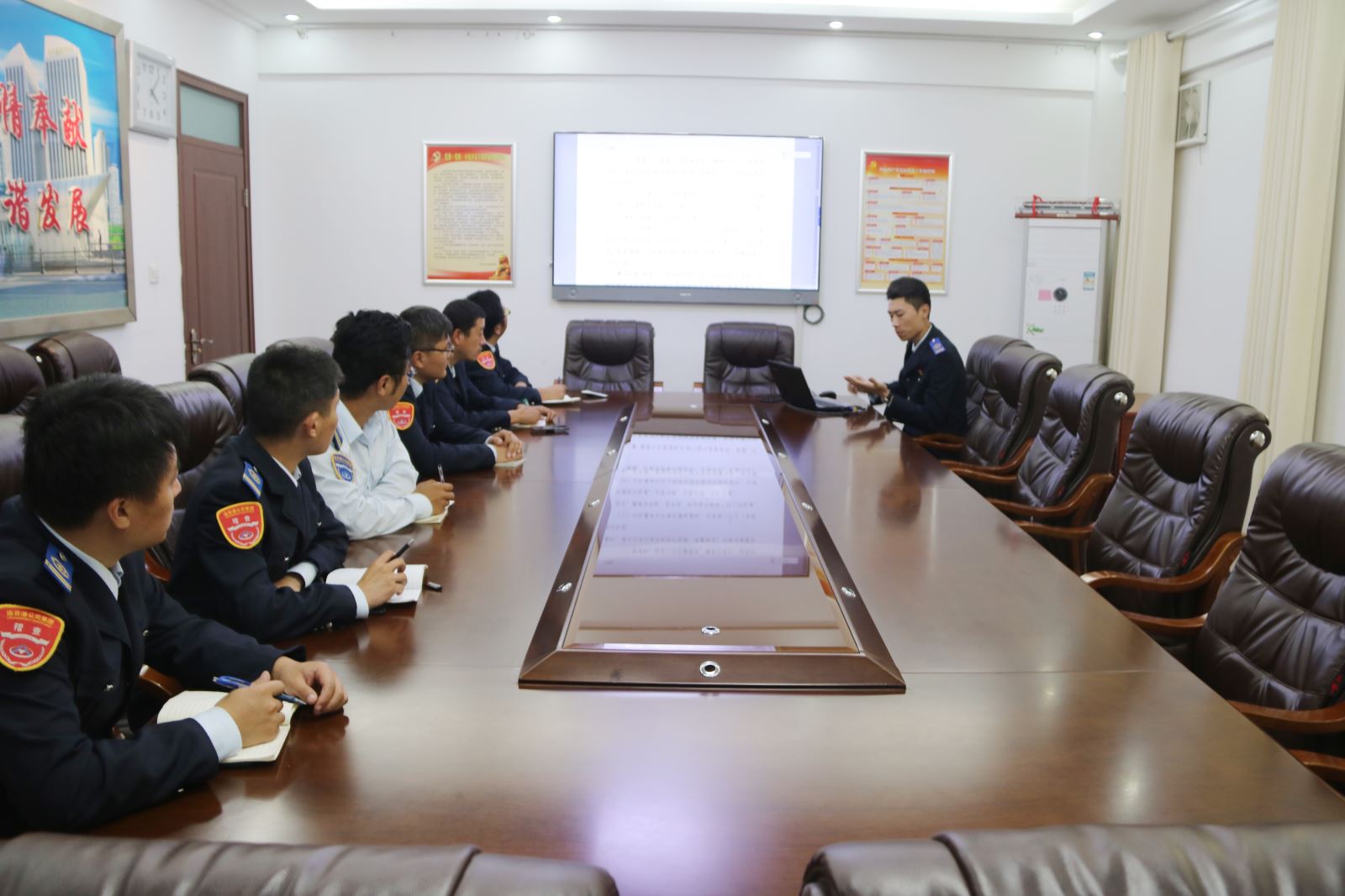 公交集團生產(chǎn)運營部開展“標準化建設(shè)”培訓(xùn)