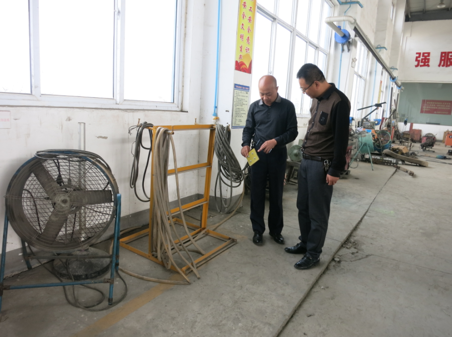 公交大浦保養廠開展安全例行檢查工作